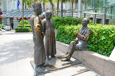  A series of bronze statures depicting Singapore life in the past