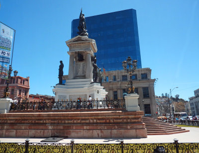 Monumento a Los Heroes de Iquique