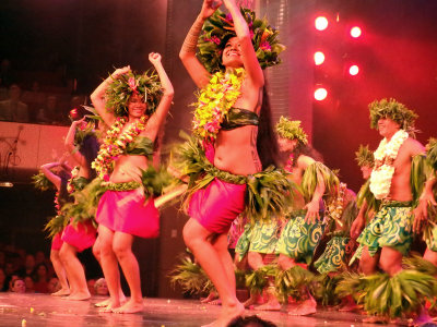 Folkloric show onboard the ship