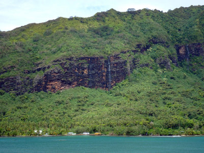 Views of Moorea from the ship