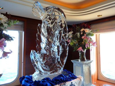 Ice sculpture at Helen and Andrew's Bird Party
