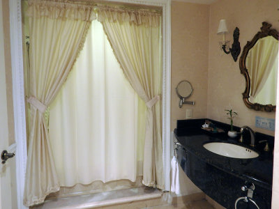 Impressive shower curtains