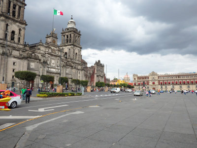  City Square with the Cathedral and National Palace