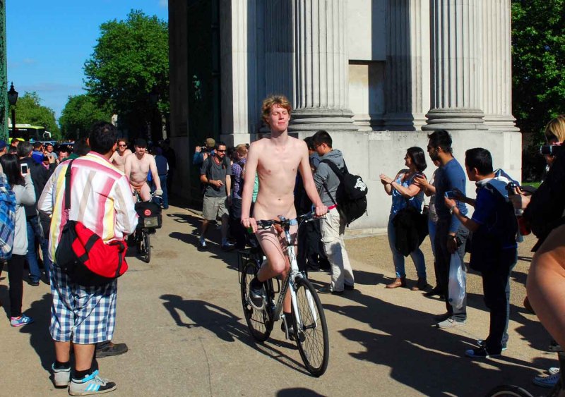 London world naked bike ride 2013-008e.jpg