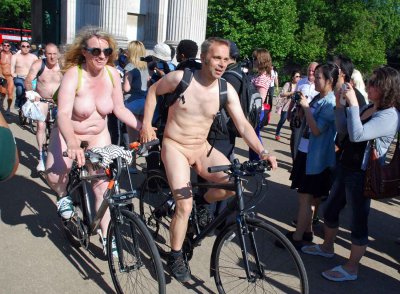  London World Naked Bike Ride 2013-019e.jpg