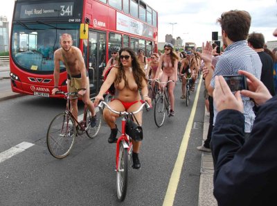 2014-london-world-naked-bike-ride-514e.jpg