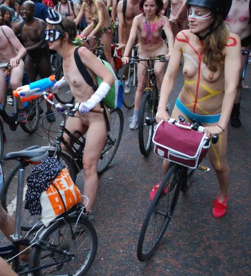 2014-london-world-naked-bike-ride-566e.jpg