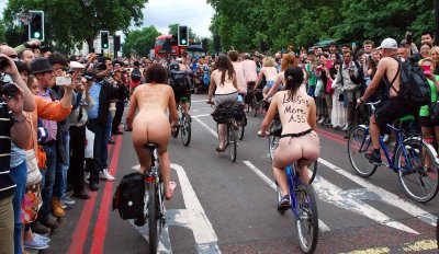 2014-london-world-naked-bike-ride-040e.jpg