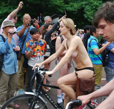 2014-london-world-naked-bike-ride-078e.jpg