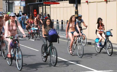 2014-london-world-naked-bike-ride-137e.jpg