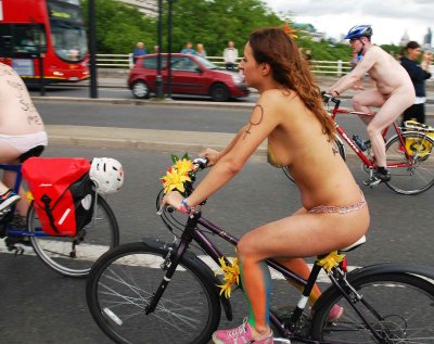 2014-london-world-naked-bike-ride-211e.jpg