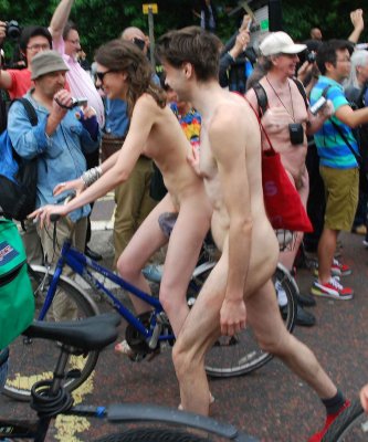 2014-london-world-naked-bike-ride-028ee.jpg