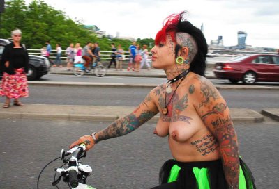 2014-london-world-naked-bike-ride-285e.jpg