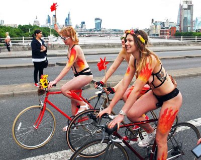 2014-london-world-naked-bike-ride-468e.jpg