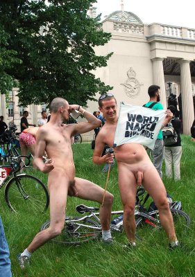 2014-london-world-naked-bike-ride-612e.jpg