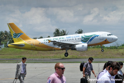Cebu Pacific A-319 & A-320
