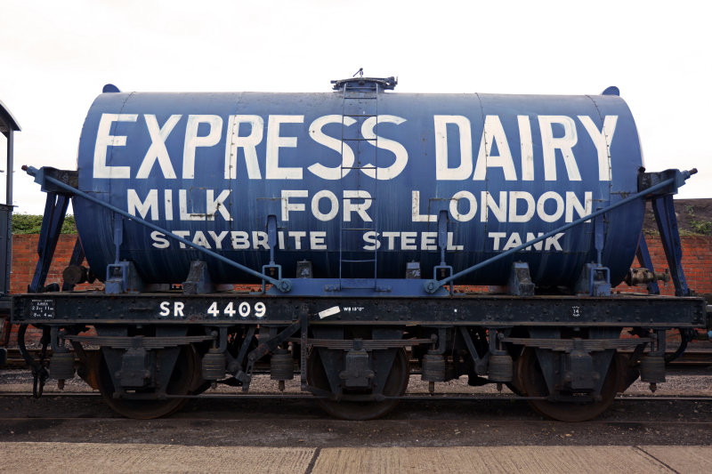 DAY'S GONE BY CARRYING MILK.  DIDCOT RAILWAY CENTRE