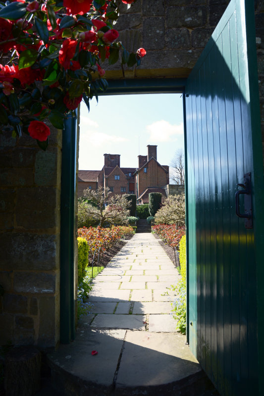Chartwell through rose garden door