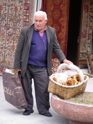 Delivering pretzel-type rolls
