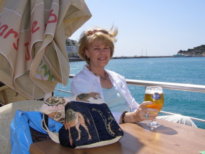 We decide to have a beer before getting back on board