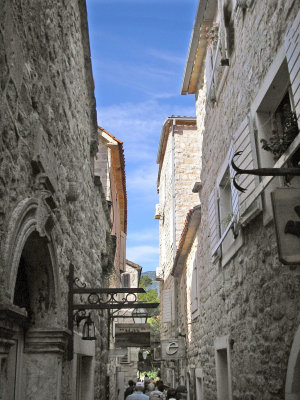 High buildings, narrow streets