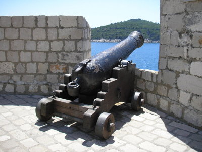 Cannon in waiting