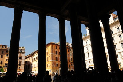 100 ROME, Pantheon silhouette