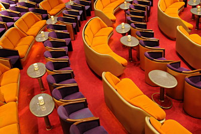 20 Seat pattern in showroom
