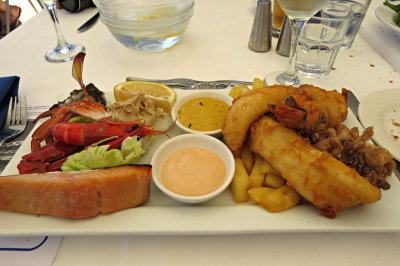 19 Sydney, Doyles seafood combo