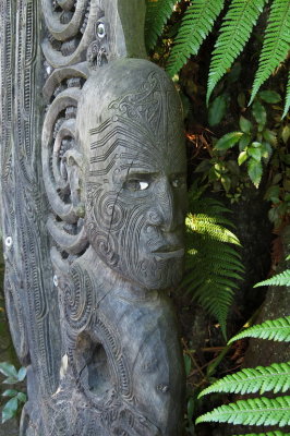 295 Rotorua, Mitai Maori totem