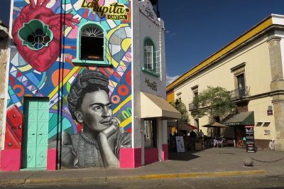 114 Guadalajara, mural