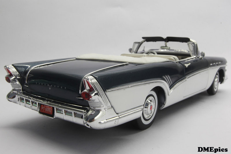 BUICK Roadmaster 1957 (2).jpg