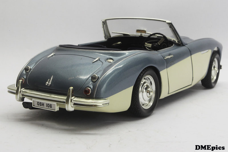 AUSTIN-HEALEY 100 six 1956 (2).jpg