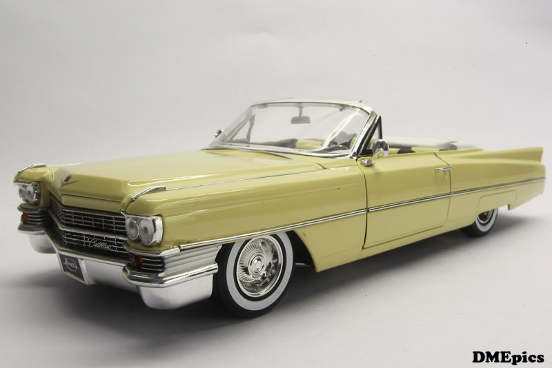 CADILLAC Deville Convertible 1963 (1).jpg