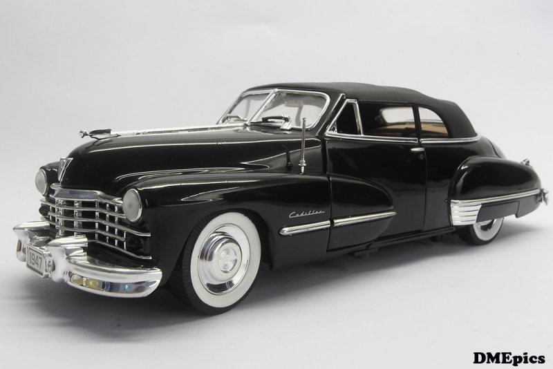 CADILLAC Series 62 1947 (1).jpg