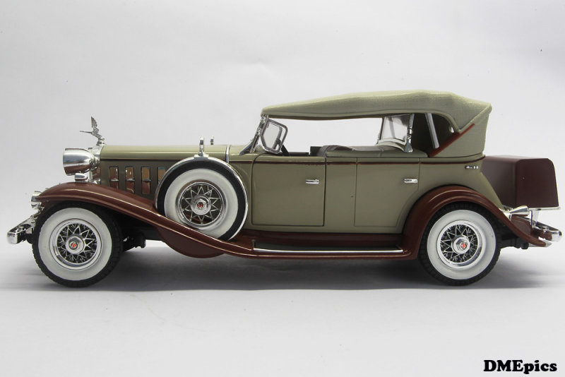 CADILLAC V16 Sport Roadster 1930 (3).jpg