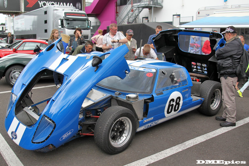 k1637.jpg