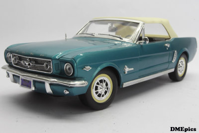 FORD Mustang 1965 Coupe Cabrio (1).jpg