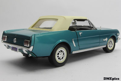 FORD Mustang 1965 Coupe Cabrio (2).jpg