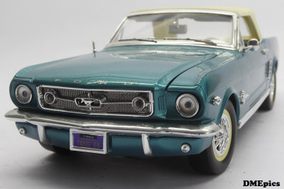FORD Mustang 1965 Coupe Cabrio (4).jpg
