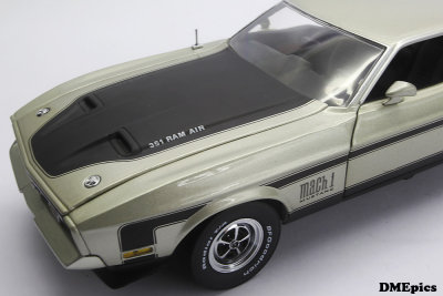FORD Mustang 1971 Mach I (4).jpg