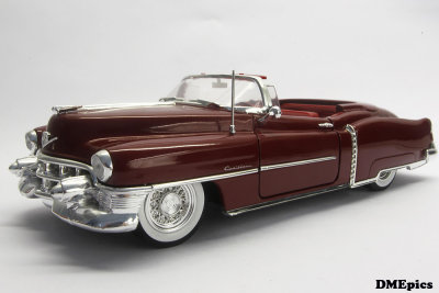 CADILLAC Eldorado 1953 (1).jpg