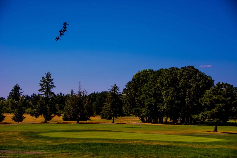 blue_angels_over_meriwether