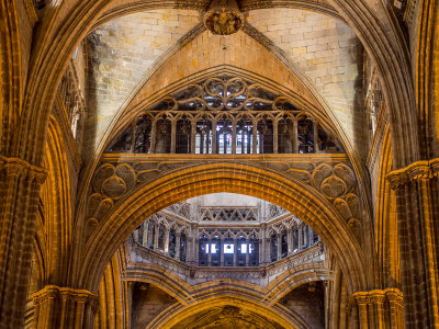 20151229_Cathedral of Barcelona_0530-HDR.jpg