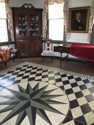 Iredell House 207.JPG