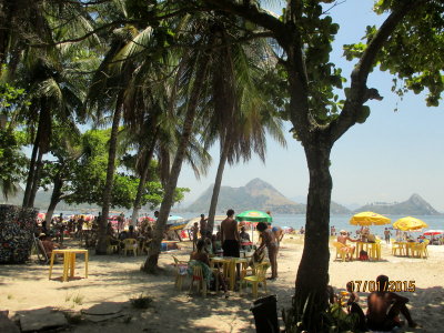 Baden an der Praia in Niteroi: 18.01.2015 IMG_0751.JPG