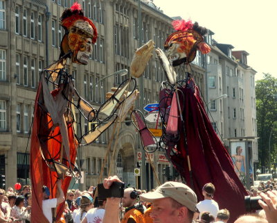 KARNEVAL DER KULTUREN BERLIN-KREUZBERG: PFINGSTEN 2015