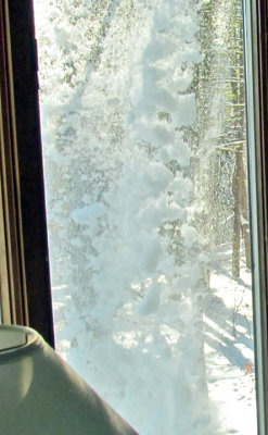 heavy snow falling.jpg