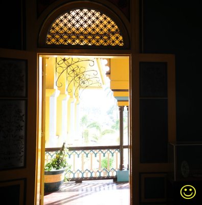 Tjong A Fie mansion verandah Mon 6.