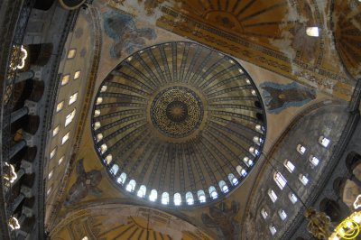 Hagia Sophia closed oculus Mon 12.jpg